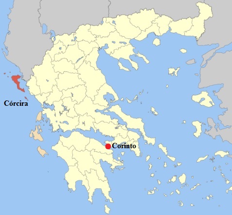 Mapa del mundo griego en el que se señala en rojo las ubicaciones de la isla de Córcira y de la ciudad de Corinto